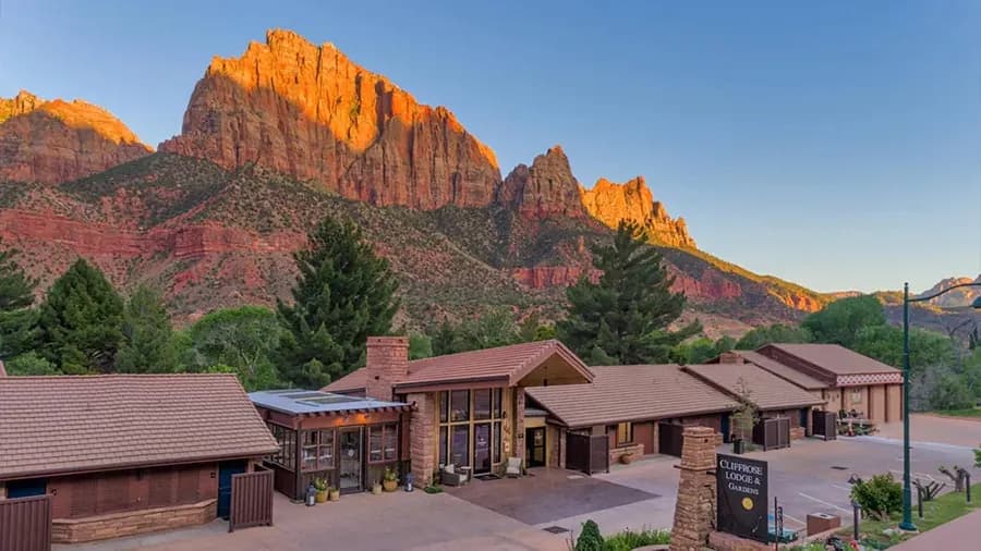 Cliffrose Lodge & Gardens