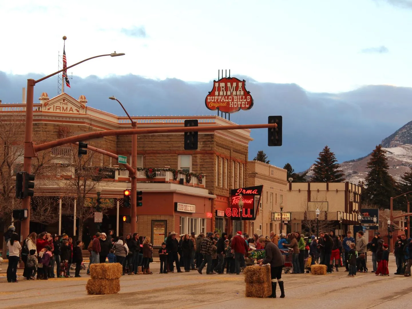 post-13 Must-Experience Cities Near Yellowstone National Park