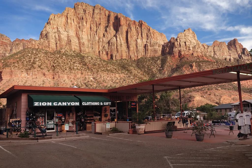 post-18 Best Zion National Park Restaurants: Inside and Outside